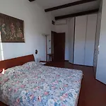 Bed & Breakfast Lungaretta Fly 55